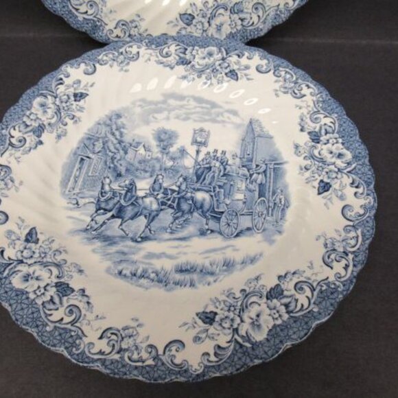 2 - Johnson Brothers England COACHING SCENES Blue 9 7/8 Inch Dinner Plates - Picture 3 of 4